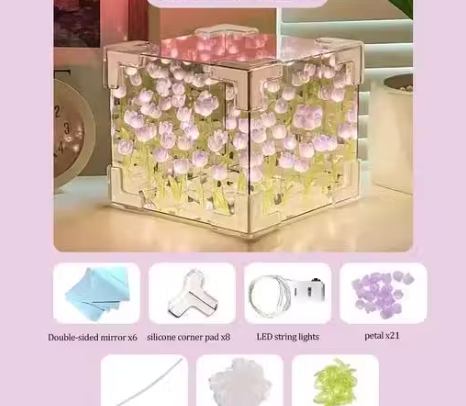 Tulip Cube Mirror Lamp